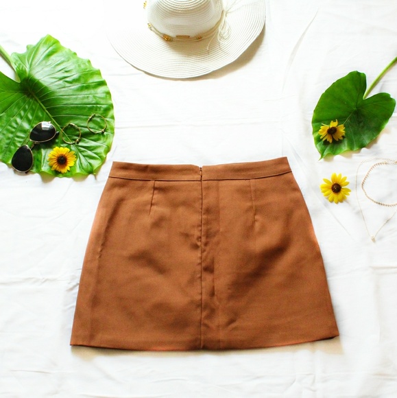Lace up dual pocket skirt - Picture 3 of 3